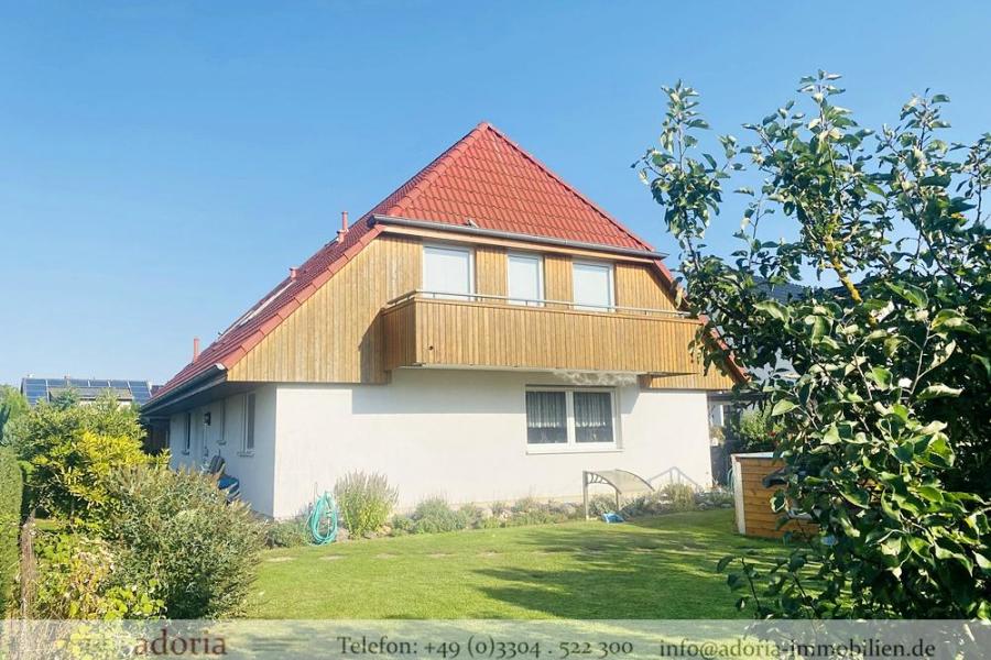 PLATZ FÜR 2 FAMILIEN * Großes Haus mit 2 Wohnungen am Siedlungsrand mit Feldblick *